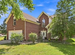 16412 Snaffel Bit Ct, Louisville, KY 40245