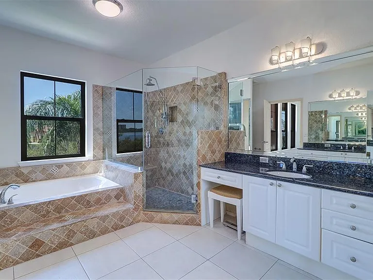 2757 Via Cipriani #1114A — Photo 27