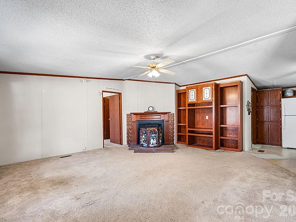 5th image of 1922 Zacks Fork Rd