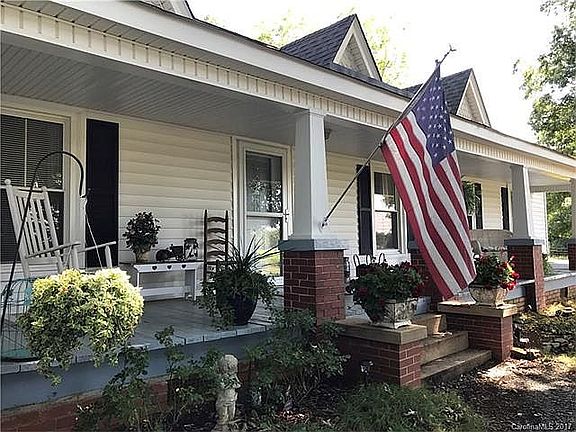 FRONT PORCH - BEFORE