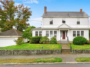 148 Sharon St, Providence, RI 02908