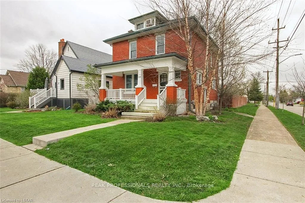 2 bed, $1,600 — Photo 1