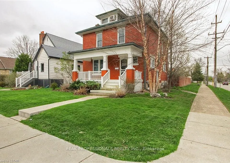 35 Cliftonvale Ave #UPPER