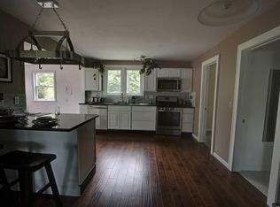 30 Guideboard Rd Clifton, park, NY 12188