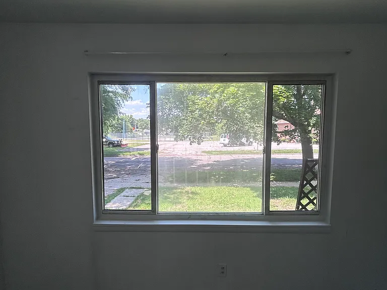881 Monroe St #883 — Photo 5
