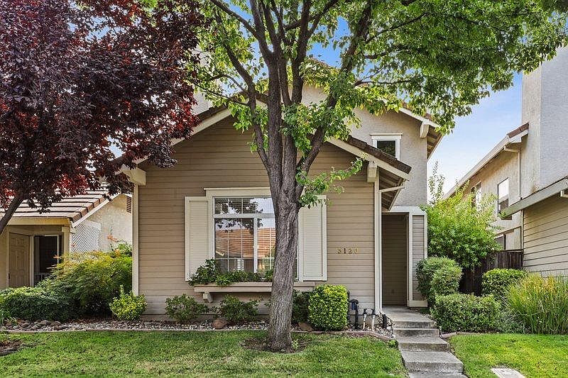 1st image of 3120 Poseidon Ln