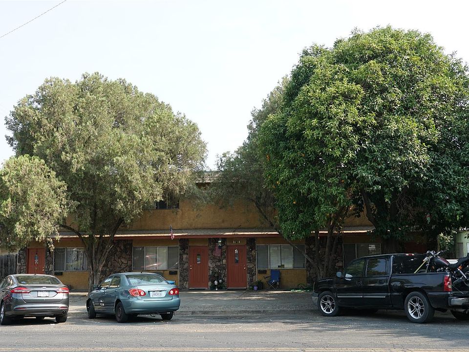 1st image of 714 7th St
