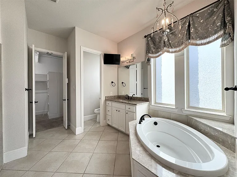 15172 Bardwell Ln — Photo 13
