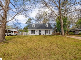 135 Ashdown Dr, Simpsonville, SC 29680