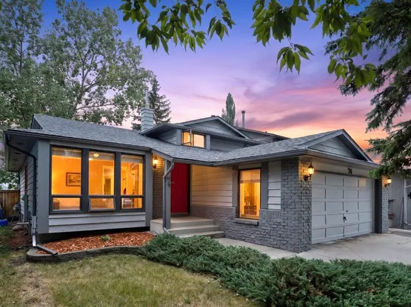 76 W Deermoss Cres SE, Calgary, AB T2J 6P4