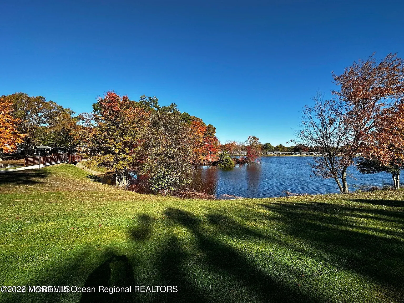 2 bed, 858 sqft, $1,900 — Photo 3