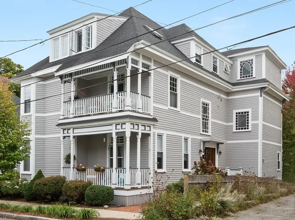 9 Dalton St #2, Newburyport, MA 01950