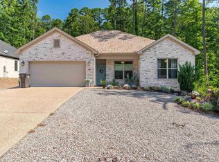 14 Siega Ln, Hot Springs Village, AR 71909