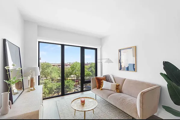 Rented by Charney Real Estate LLC | media 28