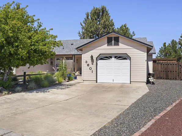3601 SW Bobby Jones Ct, Redmond, OR 97756