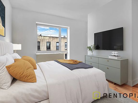 4th image of 229 N 8th St #2F