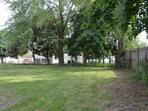 2nd image of 3639 Woodview Ave SW