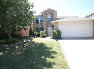 2352 White Oak Dr, Little Elm, TX 75068