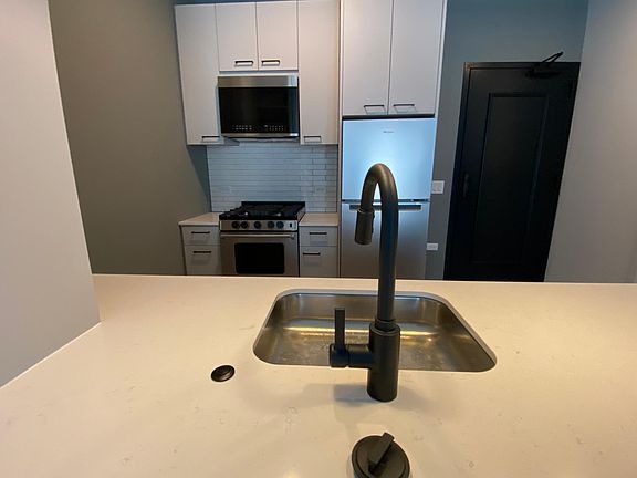 2nd image of 2022 N Elston Ave #718