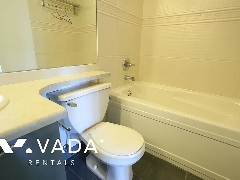 1068 Hornby St #509 — Photo 11