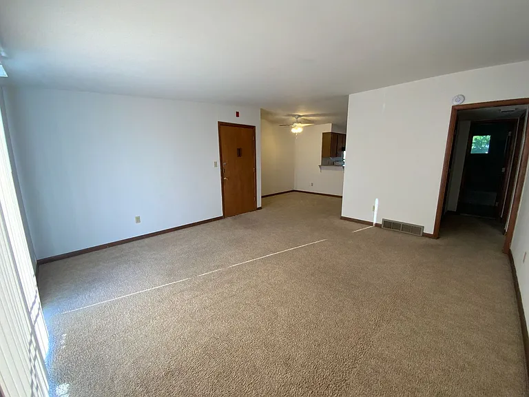 Library Place Apartments — Photo 15