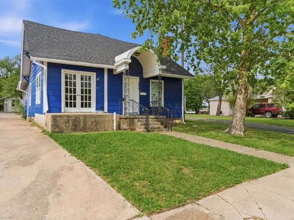 814 N Walnut St, Sherman, TX 75090