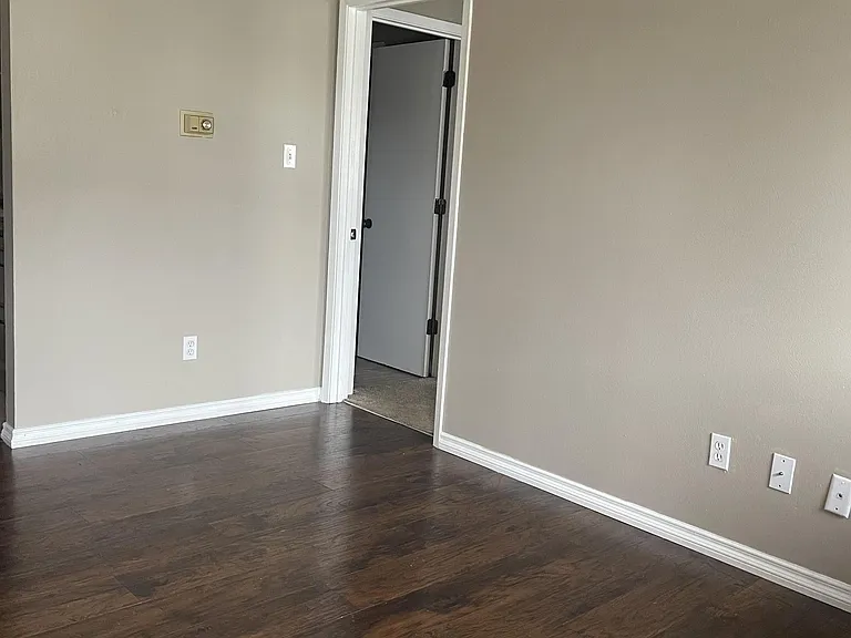 116 W Zupan St #2-40 — Photo 1