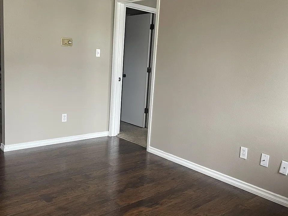 116 W Zupan St #2-40