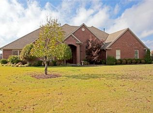 155 Rhett Ave, Springdale, AR 72762