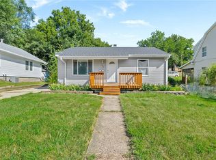 705 Thornton Ave, Des Moines, IA 50315