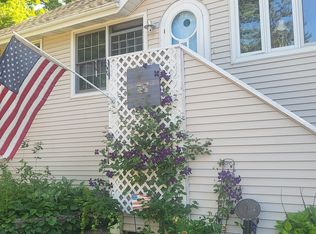 3675 Reeds Lake Blvd SE, Grand Rapids, MI 49506