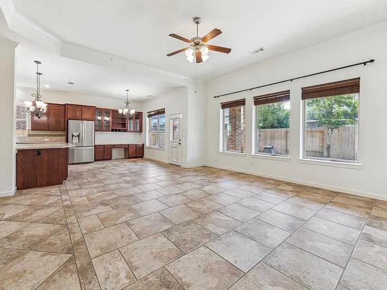 26223 Rustic Ranch Ln — Photo 2