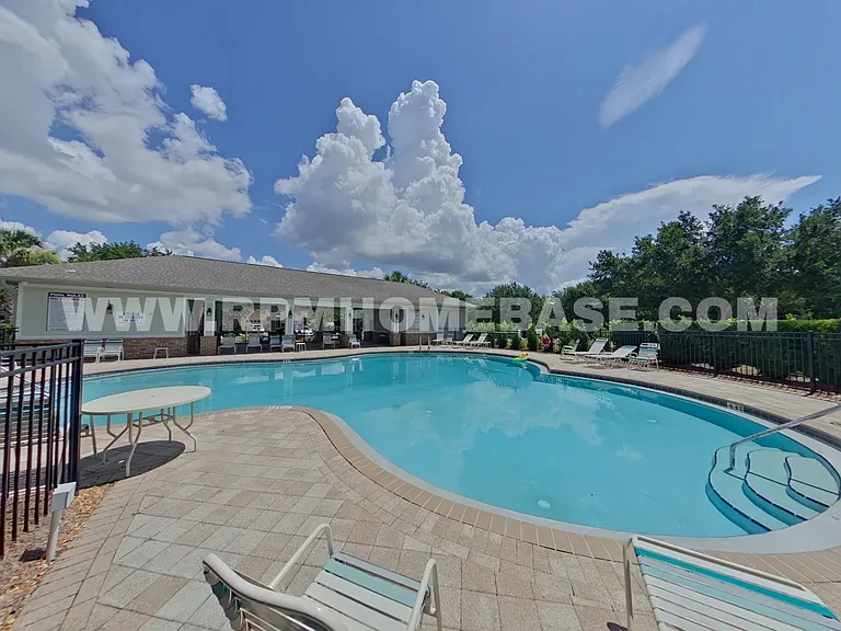 8866 Sanderling Ln — Photo 2