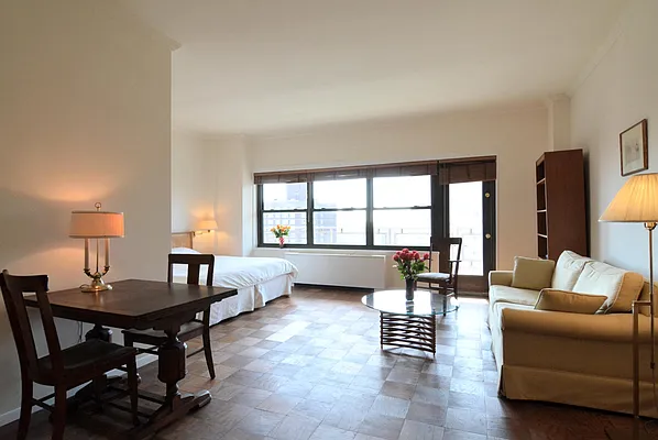 Sold by Marion Bass, Inc. | media 3