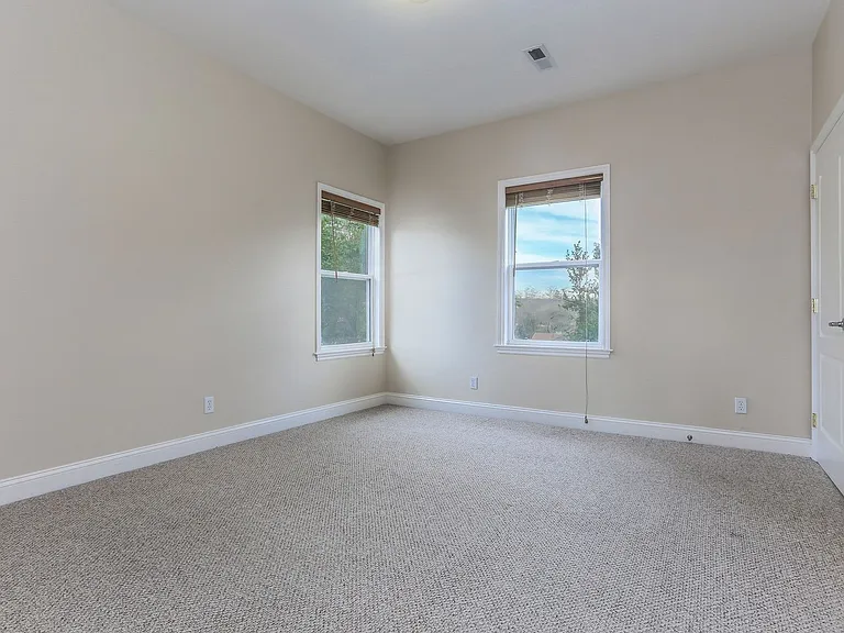 1013 Fair Oaks Ave. — Photo 57