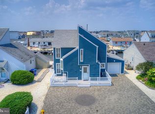 20 Peggy Ln, Manahawkin, NJ 08050