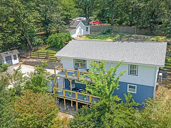 3rd image of 8831 E Ridge Trail Rd