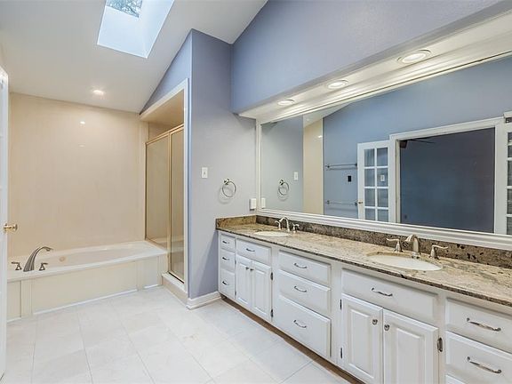 4th image of 5102 Westgrove Dr #5102