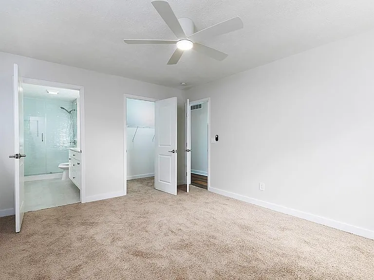 2506 Kingsley Dr NE — Photo 15