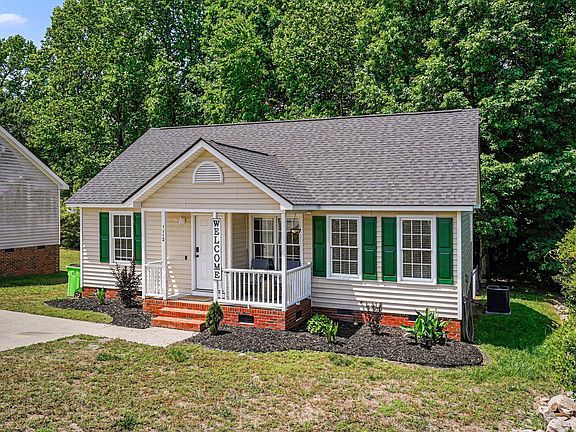3rd image of 1112 Holly Pointe Dr
