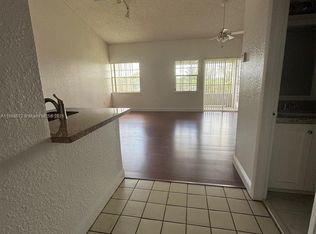 2881 N Oakland Forest Dr APT 310, Fort Lauderdale, FL 33309