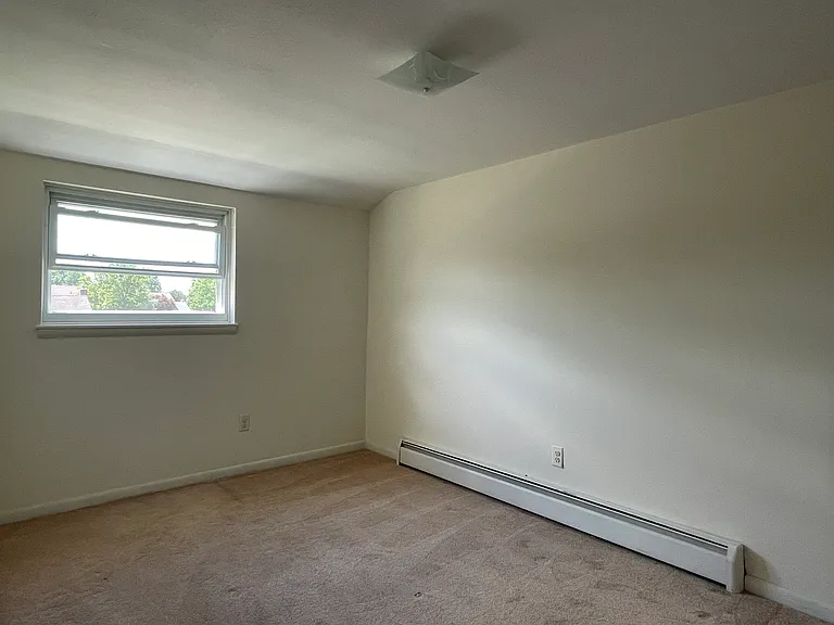 1810 Hancock Blvd — Photo 11