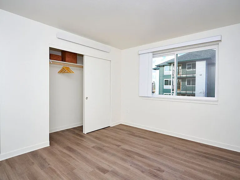 Grand Fir Apartments — Photo 25