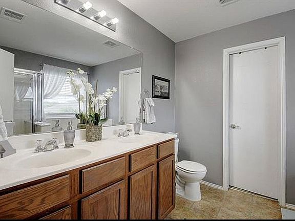5th image of 8713 Southwick Dr