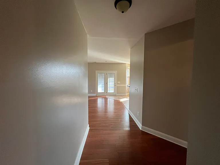 252 Wynngate Dr — Photo 6