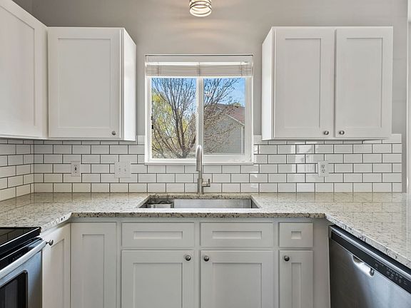 2nd image of 6177 W Deer Springs Ln