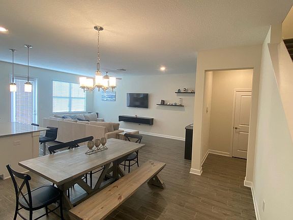 2nd image of 11085 Whistling Pine Way