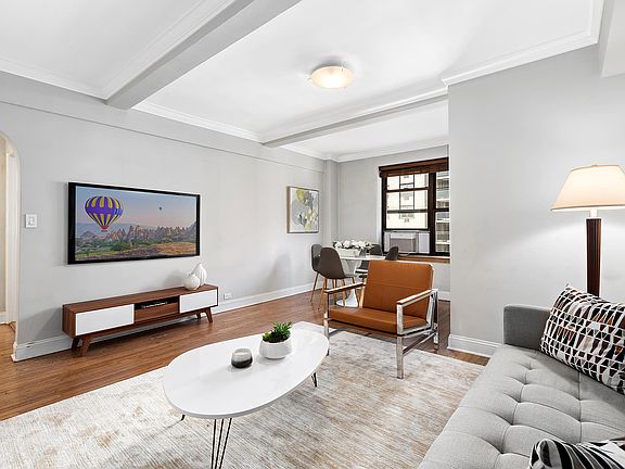 3rd image of 200 E 16th St APT 12K