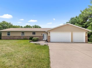 3993 Courtland Ter, Rockford, IL 61109