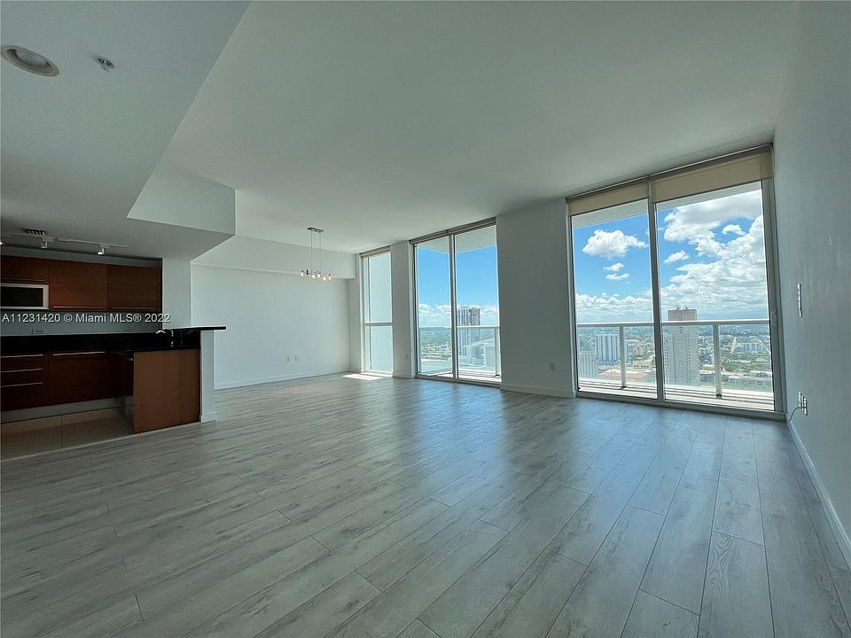 1st image of 330 Biscayne Blvd #4403